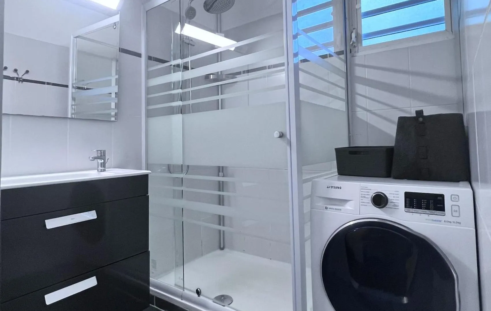 Face A La Plage Avec Parking Securise Appartement De Luxe Ou Suite Privee Avec Coin Petit Dej Selon Disponibilite Le Diamant 0*,  Martinique